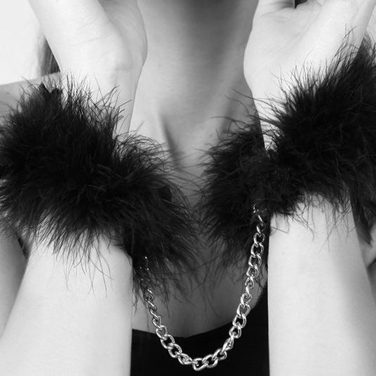 Bijoux Indiscrets — Menottes avec plumes Za Za Zu